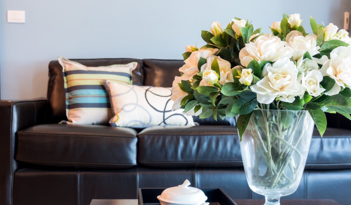 Artificial Flowers for Home Decor: A Timeless and Low-Maintenance Choice